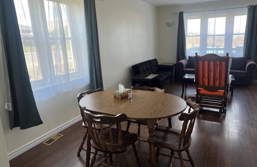 Sudbury Apartment | Summer vacation