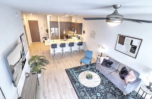 North Scottsdale Condo | Summer Vibes Rooftop Deck Heated Pool