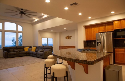 North Broadway House | Summer Vibes