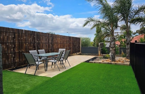 Bacchus Marsh House | Summer viewn