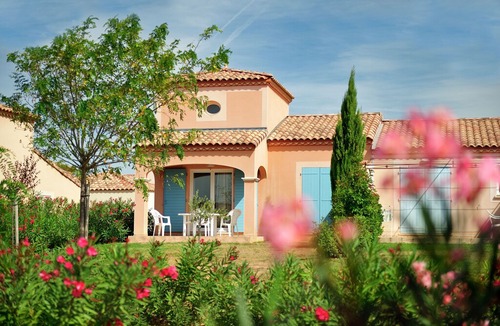 Homps House | Summer villa with terrace or loggia, located in Languedoc