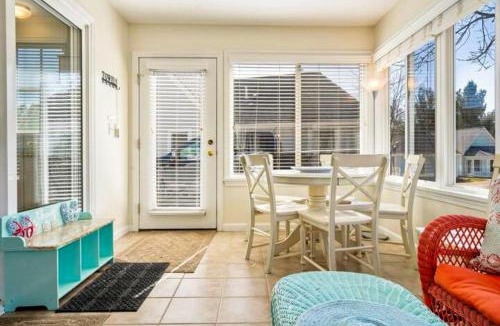 Summer Village House | Summer Village Cottage