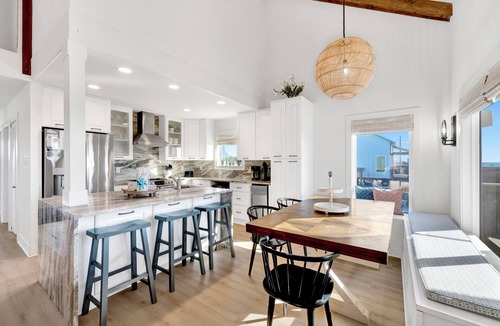Southpointe House | Summer Wind – Gulf Front | Pet Friendly | Shared Pool