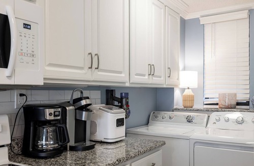 Indian Beach Condo | Summer Winds A-207 - Oceanfront 2nd Floor 3BR, 2BA - complex amenities!