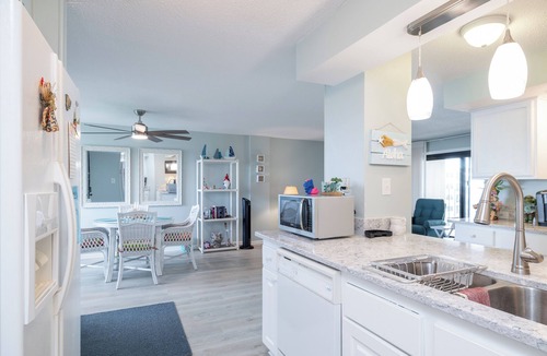Indian Beach Condo | Summer Winds A-411, Oceanfront Corner Unit, 4 BR, 2.5 BA