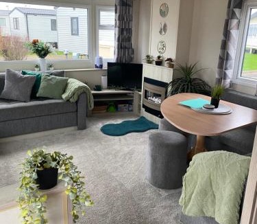 Whitley Bay House | SummerBreeze Retreat