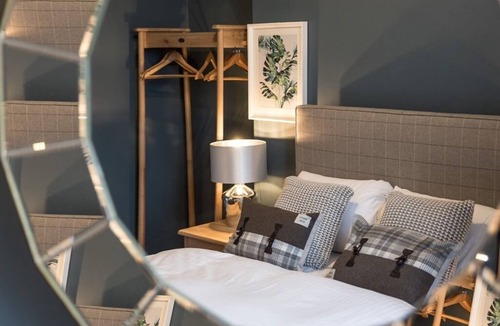 Lee Hotel | Summerfield Pub & Boutique Rooms