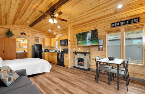 Summerhaven Cabin | Summerhaven, Arizona Cabin 9 at Mt. Lemmon Hotel