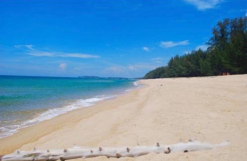 Setiu Bed & Breakfast | Summerland Seaside Villa