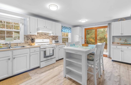 New Seabury House | Summersea – Charming 4 BDR in Golf Community!