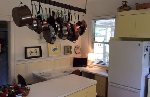 Irvington Cottage | Summertime where the livin’ is easy at the Rivah in Irvington!