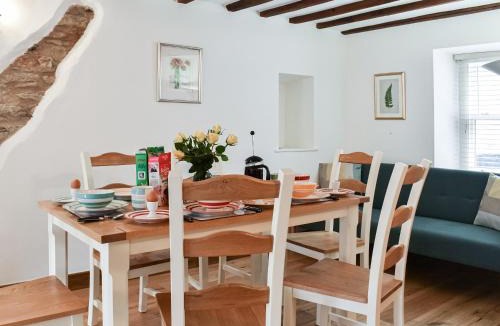 Kirkby Stephen House | Summerville Cottage