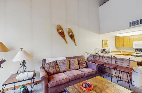 East Village at Copper Hotel | Summit House East 112