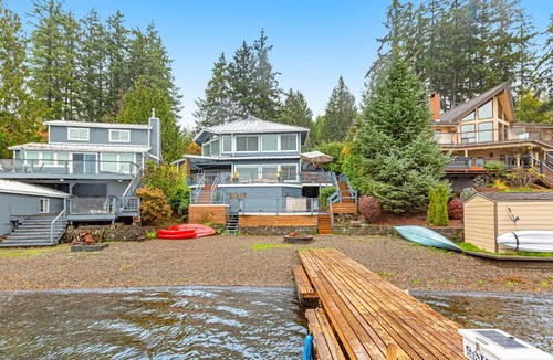 Olympia House | Summit Lake Getaway