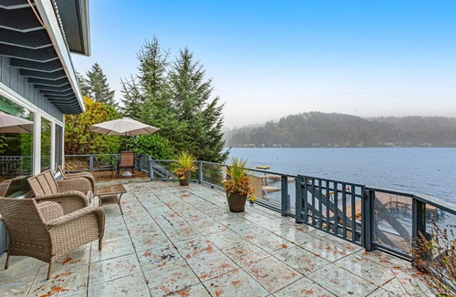 Olympia House | Summit Lake Main House