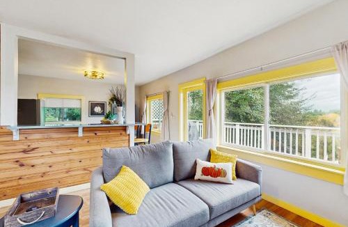 Raymond House | Summit Lookout Bungalow