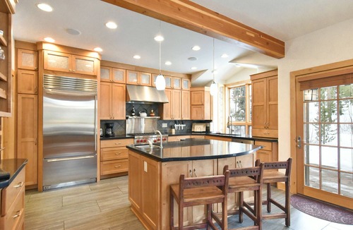 The Reserve Ski Chalet | Summit Rose Escape Theater Rm Gourmet Kitchen