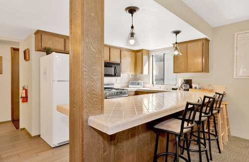 Summit Estates Cabin | Summit Ski and Bike Trails #2574