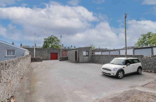 Aberdeen West End Apartment | Summit West End Elegant 1 Bed Flat Free Parking