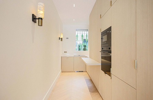 Chaillot Apartment | Sumptuous apartment with garden/Arc de Triomphe