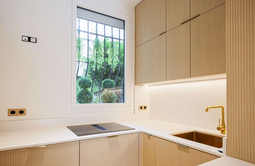 Chaillot Apartment | Sumptuous apartment with garden/Arc de Triomphe