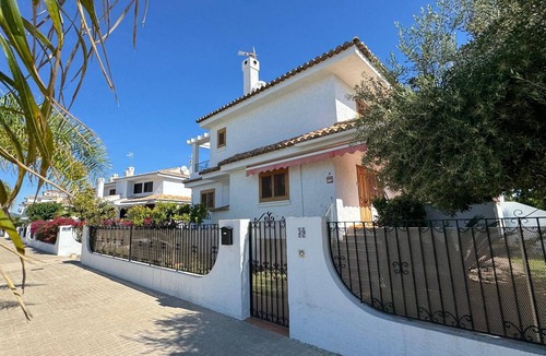 Playa de Almarda Ski Chalet | Sun and Sea