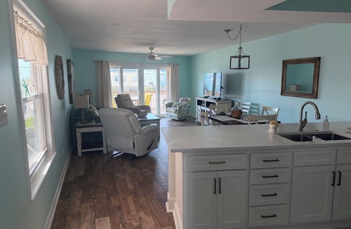 Gulf Shores House | Sun, Beach, Pool & Pickle Ball - Relax & Enjoy Gulf Shores @ Ocean's Spell