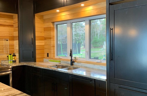Broadbent House | Sunset Heights: Modern Rustic Oasis on Georgian Bay