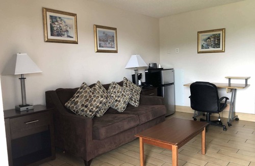 Englewood South Hotel | Sun Coast Inn