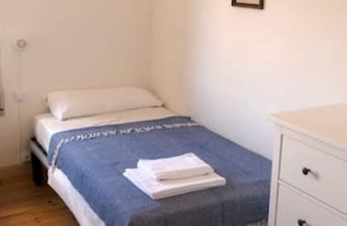 Santo Domingo de la Calzada Apartment | Sunny apartment in historic center right next to the cathedral