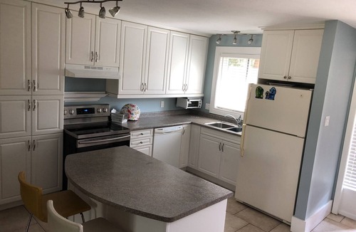 Collingwood Ski Chalet | Sun Filled Chalet backing onto the Golf Course