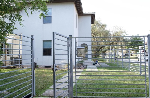 Riverside Terrace House | Sun-Filled Home Away from Home