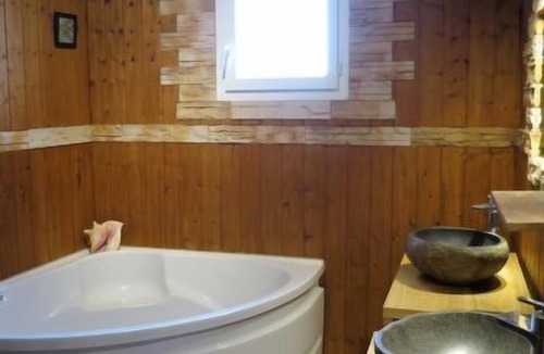 Civrac-en-Medoc House | Sun House by Interhome