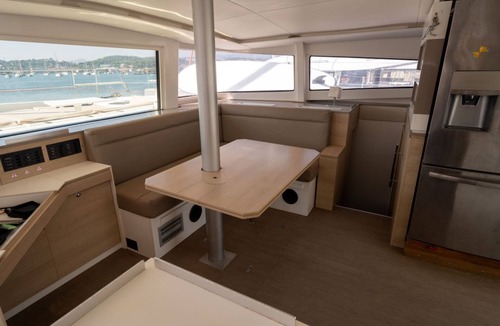 Saint-Mandrier-sur-Mer Boat Rental | Sun-Kissed Sailing Adventure in Provence-Alpes-Côte d'Azur