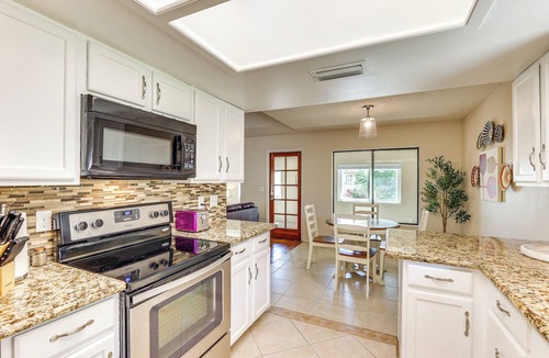 Sun Lakes House | Sun Lakes Home w/3 Pools in Retirement Community