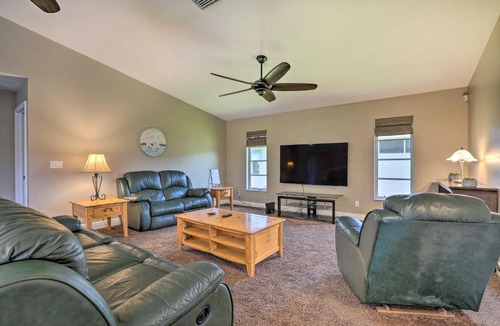 Caloosahatchee House | Sun-Lit Gem with Lanai, Hot Tub and Boat Dock!