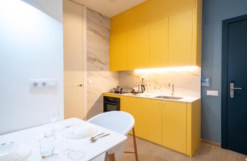 El Prat de Llobregat Apartment | Sun & Moon Apart Hotel