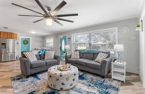 Disston Heights House | Sun Oasis, Top 5%, Pool, Min to Beach, Game Room, Fire Pit