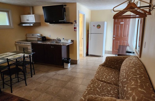 Ruthven Hotel | Sun Parlor Motel