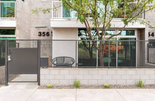 Riverside Apartment | Sun's Studio apartment with Pool!