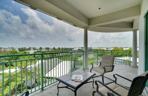 Rosemary Beach Condo | Sun Seeker 30A 400-Balcony-Sleeps 3