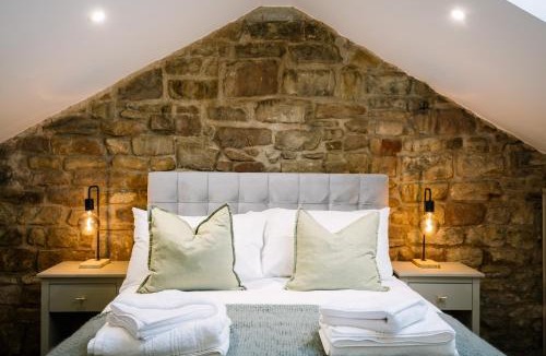 Lancaster Apartment | Sun Street Retreats