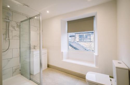 Lancaster Apartment | Sun Street Retreats