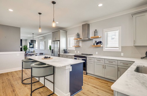 Wilmington Beach Apartment | Sun, Surf & Group Fun in Carolina Beach! Luxe Home