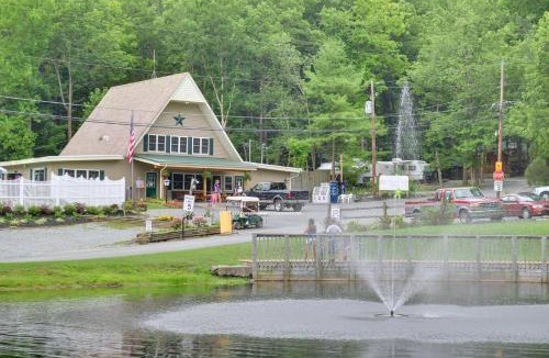 Narvon Other | Sun Valley Campground Cottage 6