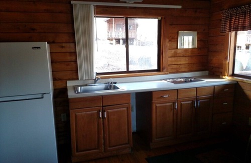 Narvon Cabin | Sun Valley Camping and RV Resort