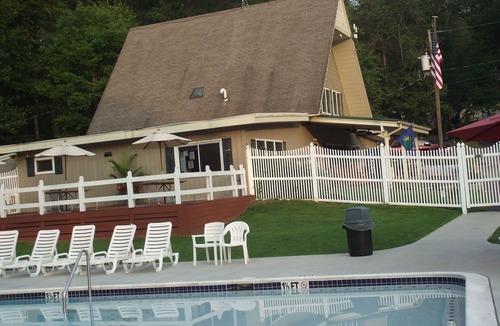 Narvon Cabin | Sun Valley Camping and RV Resort