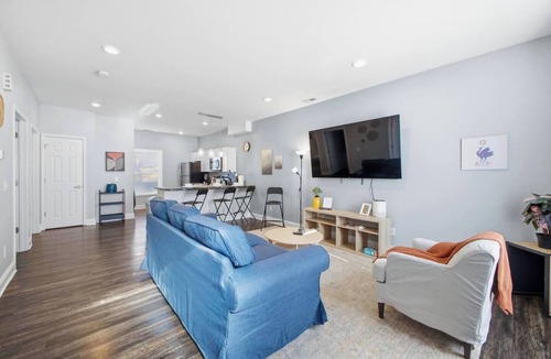 St. Joseph Apartment | Sun Valley Courtyard, No Steps