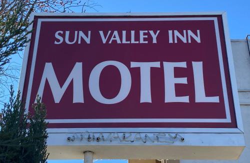 Pleasant Hill Hotel | Sun Valley Inn