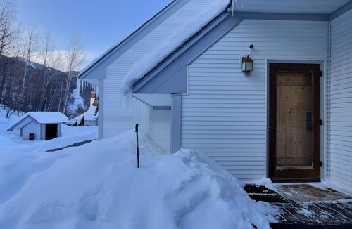 Central Vermont- Killington Condo | SunBear-Ski on Ski off, Pool, HotTub, Game Room!